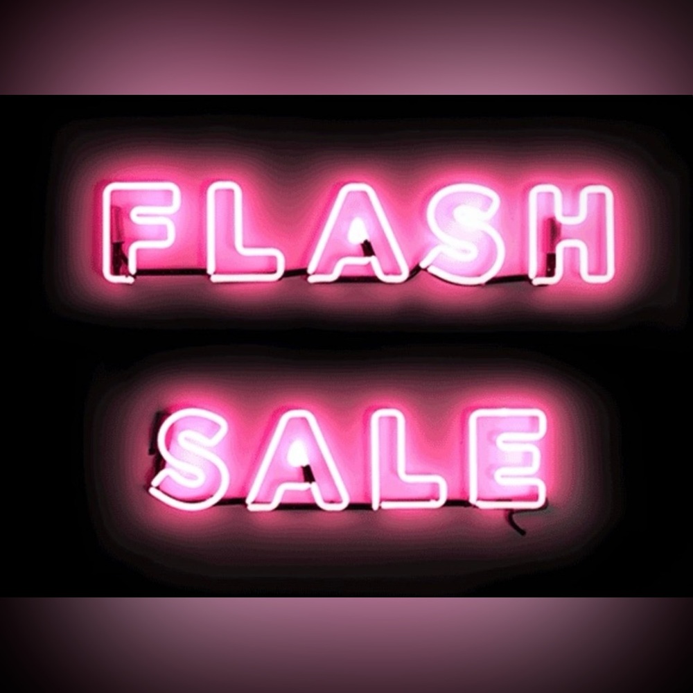 LB’S POP UP FLASH SALE